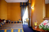 Grand Hotel Dei Cesari Hoteles cerca de Station Lido di Lavinio