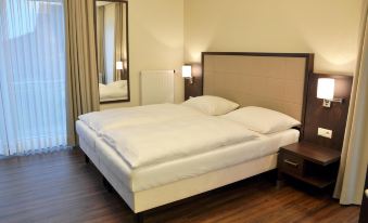 Hotel Drei Linden - Housity