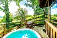 Domaine d'Escapa Hotels in Auch