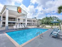 Super 8 by Wyndham Ocean Springs Biloxi Hotels in Latimer