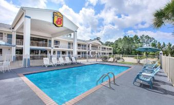 Super 8 by Wyndham Ocean Springs Biloxi