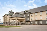 Days Inn by Wyndham Regina Hotels in 