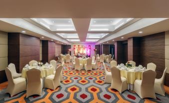 Golden Tulip Gurgaon (Sector 29)