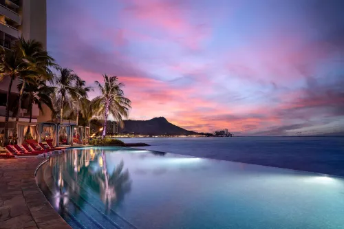 Sheraton Waikiki Beach Resort Hotels in Honolulu