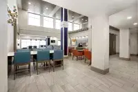 Holiday Inn Express & Suites FESTUS - SOUTH ST. LOUIS by IHG - breakfast