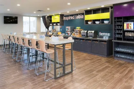 Home2 Suites by Hilton Nokomis Sarasota Casey Key Отели рядом с достопримечательностью «Venice Myakka River Park»