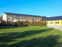 Hotel Auto Jas Hotels near Agrokomplex truck enter