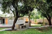 Casa Leitao Lodge - Pensions