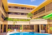 Pizzato Praia Hotel - piscina