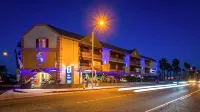 Best Western Harbour Inn  Suites