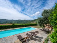 Azzuro Hotels in Cortemilia