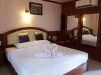 Baan Rom Mai Hotels in Mueang Mae Hong Son District