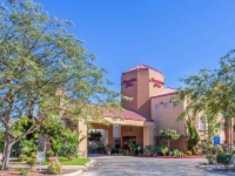 聖迭戈聖馬科斯希爾頓歡朋酒店 聖馬可斯酒店