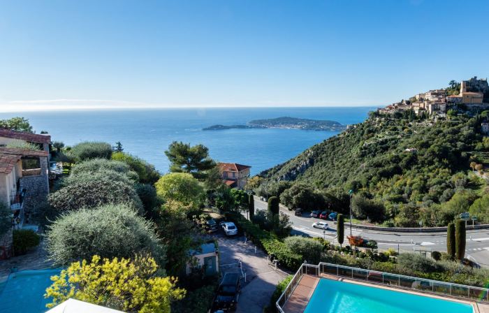 Les Balcons d'EZE