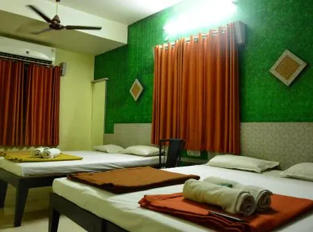 Hotel Sai Vishwa