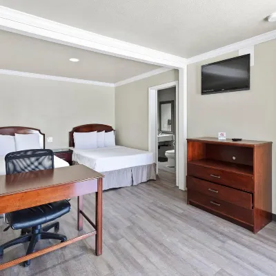 Le Blanc Inn & Suites Hotels near Culture Center of Taipei Economic and Cultural Office in Los Angeles