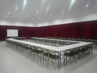 The Alit Hotels in Wonosalam
