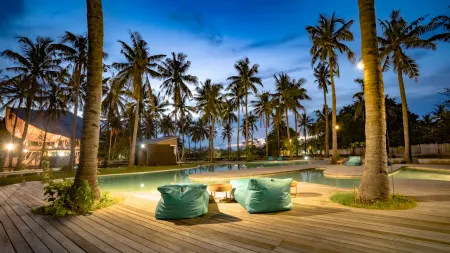 Pravasa Gili Resort by KajaNe Отели рядом с достопримечательностью «Гили Мено»