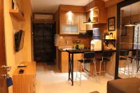 Apartment Gateway Cicadas by Gpro