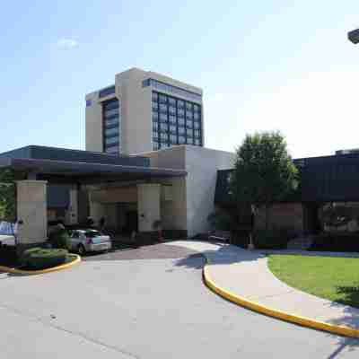 Delta Hotels Cincinnati Sharonville Hotel Exterior