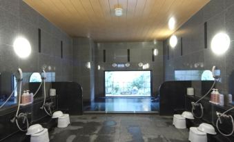 Hotel Route-Inn Mito Kencho-Mae - Housity