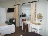 Nutmeg Guest House فنادق في هيلتون
