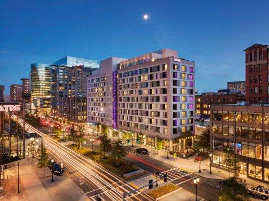 Yotel Boston