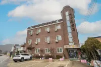 Hongcheon Woodeungjang Motel