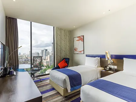 Holiday Inn Express Bangkok Siam, an IHG Hotel