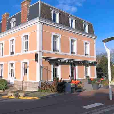 Au Bout Du Quai Hotel Exterior