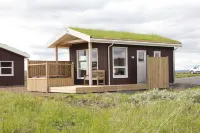 Blue View Cabin 5B with Hot Tub Hotels near Geysir