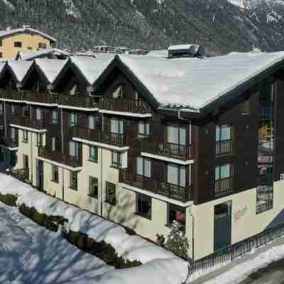 Plan B Hotel - Living Chamonix Hotel Exterior