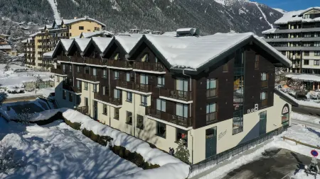 Plan B Hotel - Living Chamonix Отели в г. Шамони