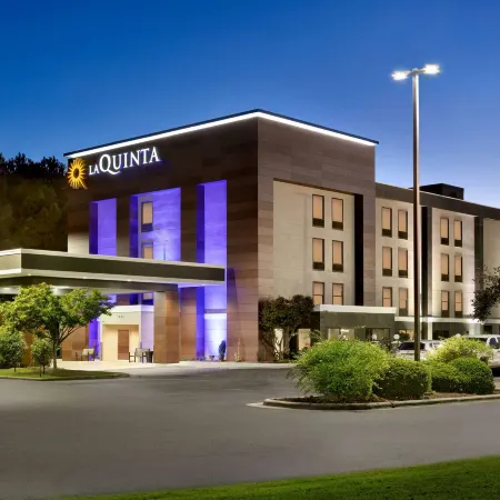 La Quinta Inn & Suites by Wyndham Selma/Smithfield I-95