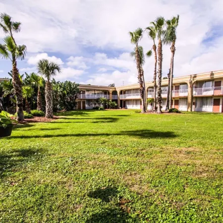 Island Hotel of Space Coast