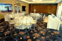 Central Park Reef Resort Hotels in Olongapo