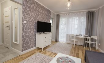 CR Apartament Broniewskiego 15