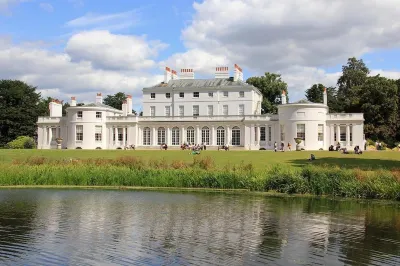 The Pinewood Hotel Hotels in Slough