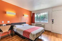 Super 8 by Wyndham Santa Clara - 2-Star