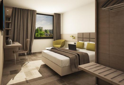 5. Q 호텔 플러스..