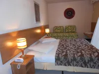 Happy Hotel Girassol Отели в г. Порту-Сегуру