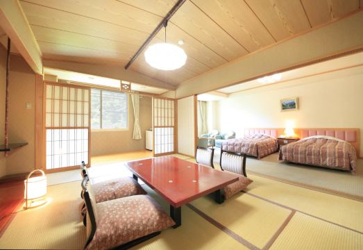 호텔 내부 전경