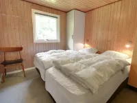 "Fredger" - 1.8km from the Sea
