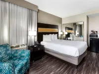 La Quinta Inn & Suites by Wyndham San Diego Mission Bay Hotels in San Diego county