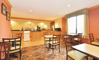 Best Western Plus Lafayette Hotel University Area