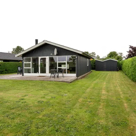 "Blesse" - 250m from the Sea