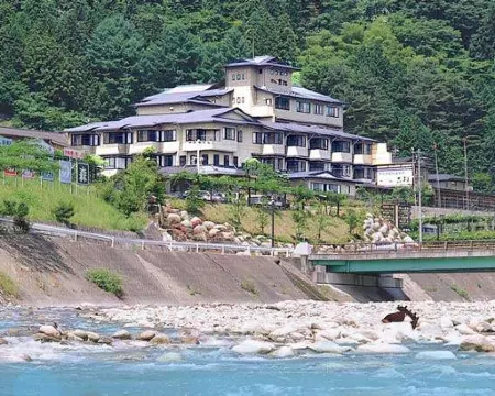 懐石と炉ばたの宿 吉弥 阿智村のホテル