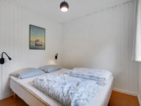 "Skjold" - 600m from the Sea