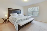 Delightful Pet Friendly Home in Great Location! 4 Bedroom Townhouse by Redawning