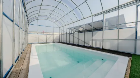 Daebudo the White Pool Villa Отели рядом с достопримечательностью «365 대부도 캠핑시티»